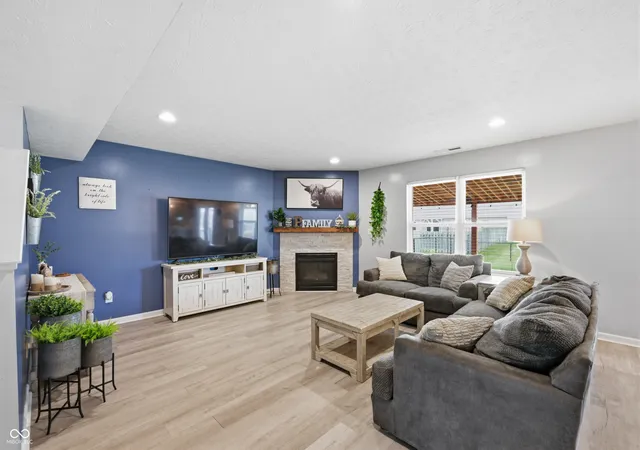 4th image of 3140 Monterey Dr, Whiteland, IN 46184 | MLS# 22120683