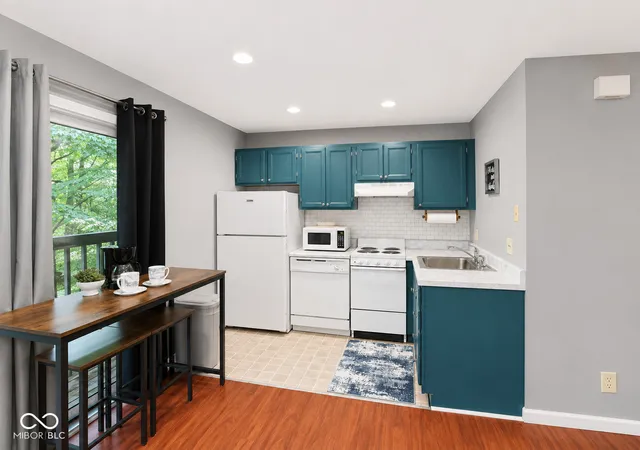 3rd image of 9305 S Pointe Retreat Dr #50, Bloomington, IN 47401 | MLS# 22120684