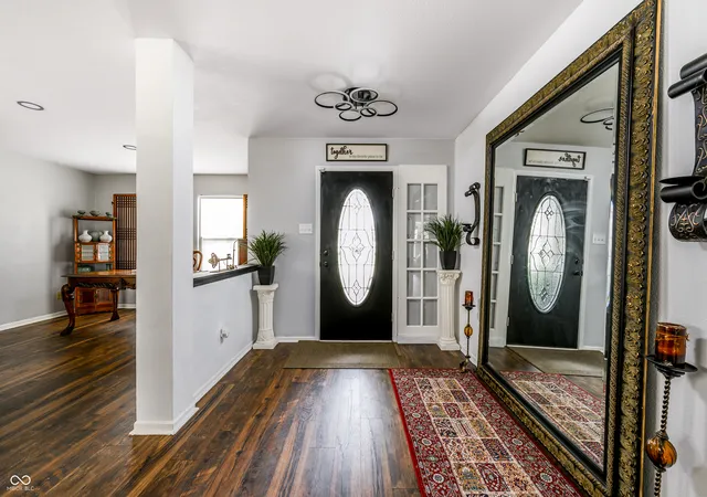 Photo 4 of Single family home for sale at 7821 Edgemanor Ct, Indianapolis, IN 46239 | MLS# 22120713 | Listing updated on 2026-09-22