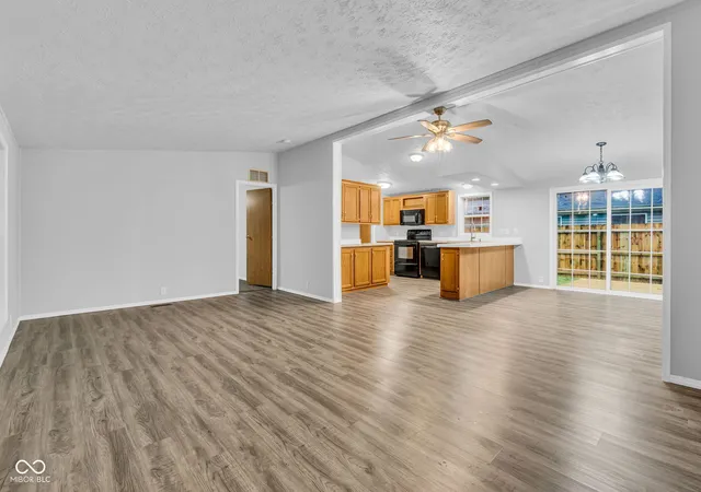 4th image of 180 Ivy Ct, Cloverdale, IN 46120 | MLS# 22120726