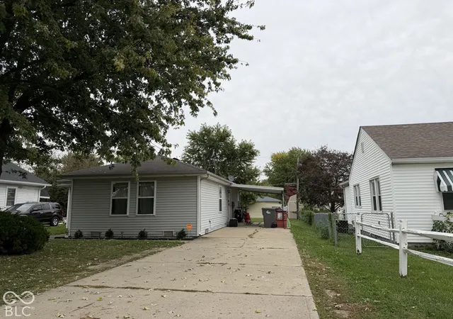Photo 2 of Sale Pending at 1237 Waldemere Ave, Indianapolis, IN 46241 | MLS# 22120727 | Listing updated on 2026-10-28
