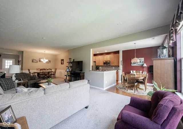 4th image of 15962 Venito Trl, Fishers, IN 46037 | MLS# 22120737