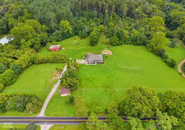 3rd image of 7099 S State Road 135, Columbus, IN 47201 | MLS# 22120738