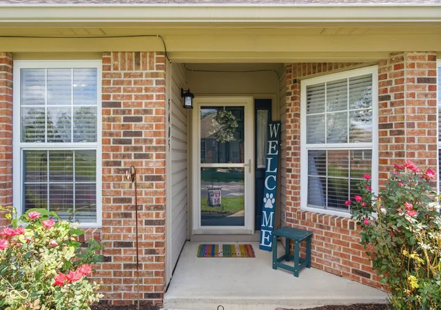 3rd image of 5405 Allero Dr, Indianapolis, IN 46237 | MLS# 22120746