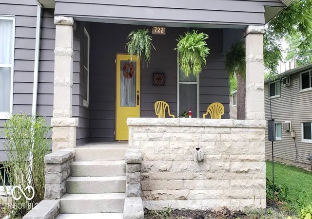 2nd image of 722 W 4th St, Bloomington, IN 47404 | MLS# 22120752