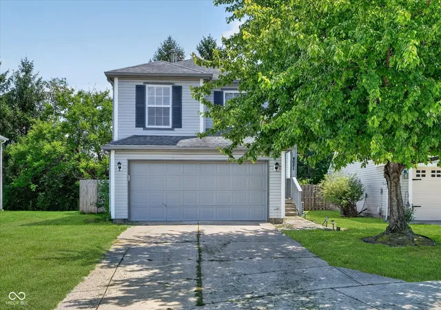 Photo 2 of Single family home for sale at 4621 Owls Nest Pl, Indianapolis, IN 46254 | MLS# 22120793 | Listing updated on 2026-09-18