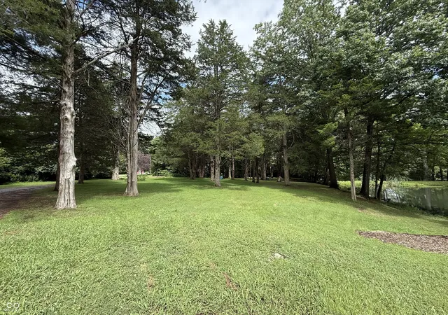 2nd image of 5684 Paradise, Martinsville, IN 46151 | MLS# 22120796