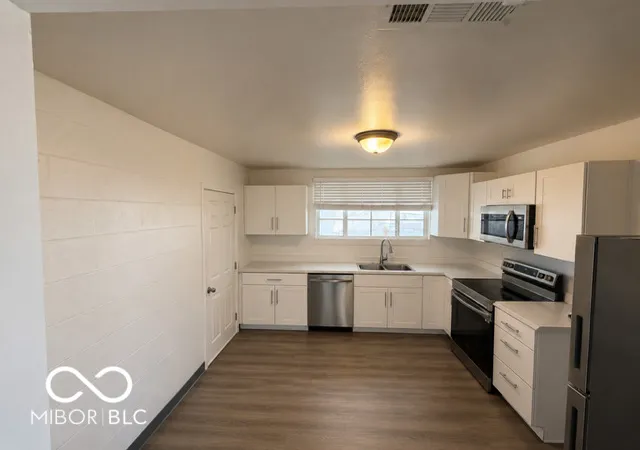 5th image of 207 N 4Th St N, Elwood, IN 46036 | MLS# 22120802