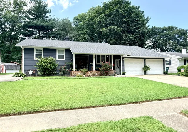 1st image of 109 N Grace Ave, Crawfordsville, IN 47933 | MLS# 22120805