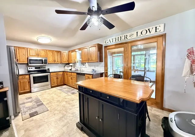 4th image of 109 N Grace Ave, Crawfordsville, IN 47933 | MLS# 22120805