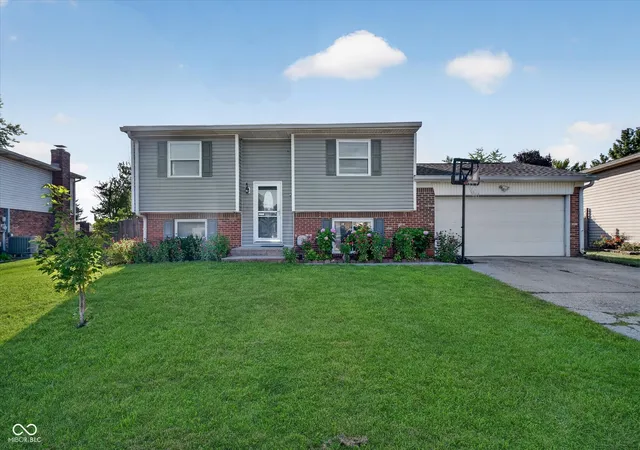 Photo 1 of Sale Pending at 4930 Candy Spots Dr, Indianapolis, IN 46237 | MLS# 22120821 | Listing updated on 2026-09-02