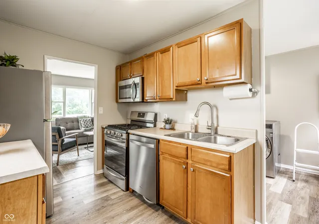 Photo 2 of Sale Pending at 511 Tinsley Ave, Crawfordsville, IN 47933 | MLS# 22120838 | Listing updated on 2026-09-27