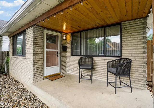 Photo 4 of Single family home for sale at 828 Cottage Ave, Indianapolis, IN 46203 | MLS# 22120841 | Listing updated on 2026-10-14