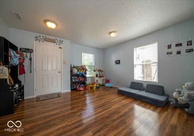 5th image of 2122 Bridlewood Dr, Franklin, IN 46131 | MLS# 22120849
