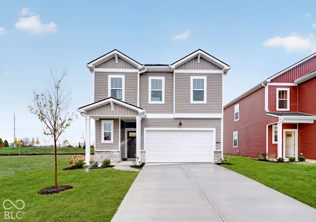 Photo 1 of Single family home for sale at 3726 Gordon Dr, Whitestown, IN 46075 | MLS# 22120860 | Listing updated on 2026-10-19