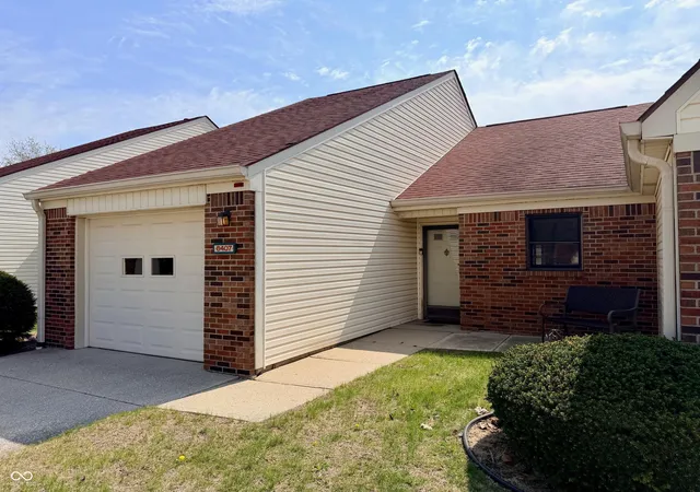3rd image of 6407 Friendship Cir #15, Indianapolis, IN 46268 | MLS# 22120869