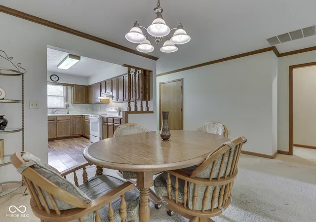 5th image of 6407 Friendship Cir #15, Indianapolis, IN 46268 | MLS# 22120869