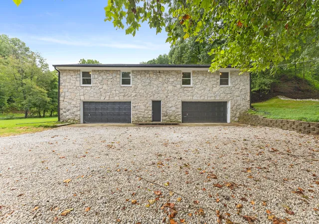 1st image of 7921 N Fox Hollow Rd, Bloomington, IN 47408 | MLS# 22120879