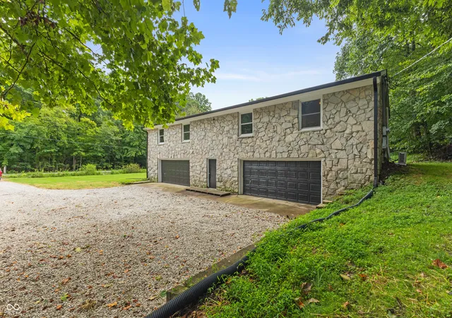 4th image of 7921 N Fox Hollow Rd, Bloomington, IN 47408 | MLS# 22120879