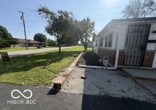 Photo 2 of Single family home for sale at 336 E Wilkison, Montezuma, IN 47862 | MLS# 22120884 | Listing updated on 2026-09-01