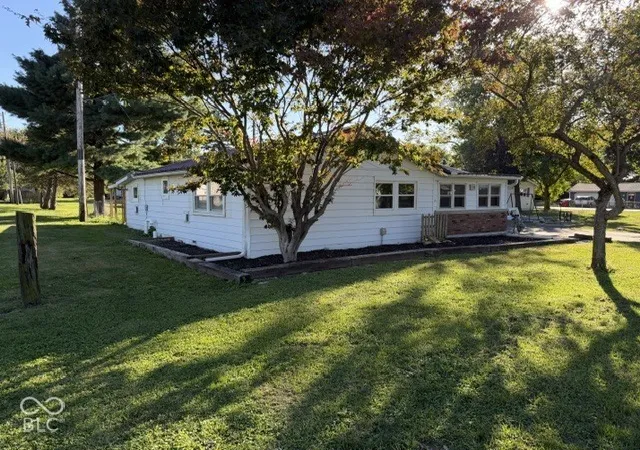 Photo 3 of Single family home for sale at 336 E Wilkison, Montezuma, IN 47862 | MLS# 22120884 | Listing updated on 2026-10-07