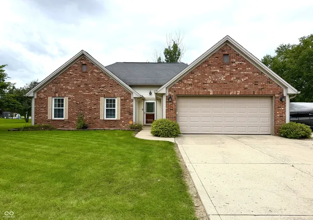 1st image of 122 Sunrise Ln, Lizton, IN 46149 | MLS# 22120886