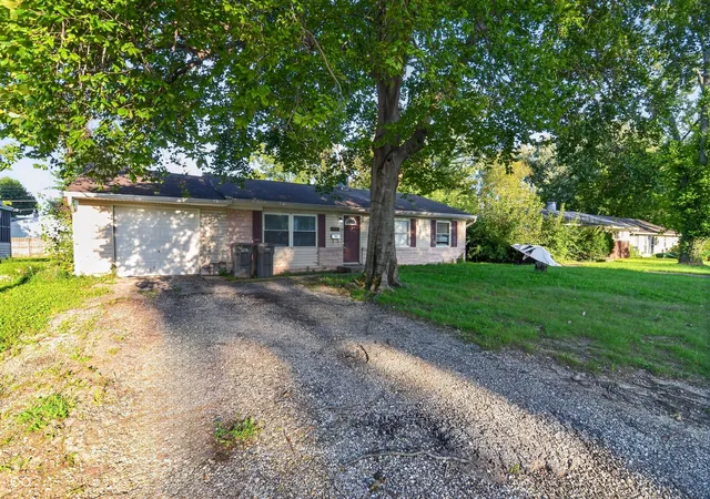 Photo 1 of Single family home for sale at 4439 N Campbell Ave, Indianapolis, IN 46226 | MLS# 22120887 | Listing updated on 2026-10-21