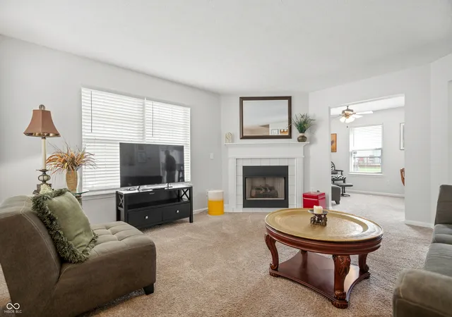 Photo 3 of Sale Pending at 5463 Drum Rd, Indianapolis, IN 46216 | MLS# 22120888 | Listing updated on 2026-09-21