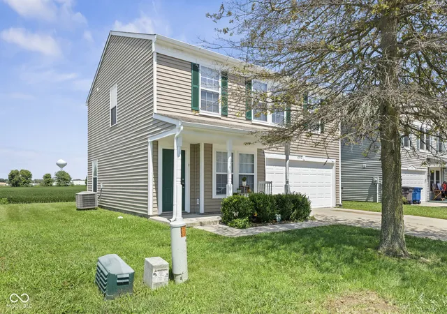 3rd image of 1702 Wagner Dr, Shelbyville, IN 46176 | MLS# 22120895