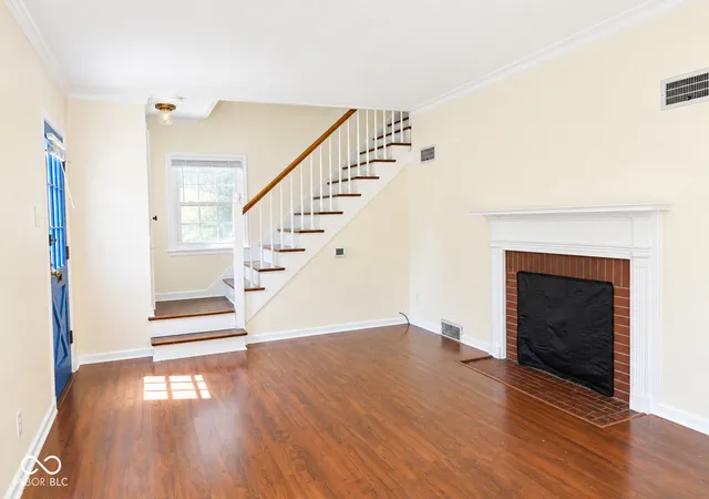Photo 3 of Sale Pending at 6302 N Park Ave, Indianapolis, IN 46220 | MLS# 22120902 | Listing updated on 2026-09-22