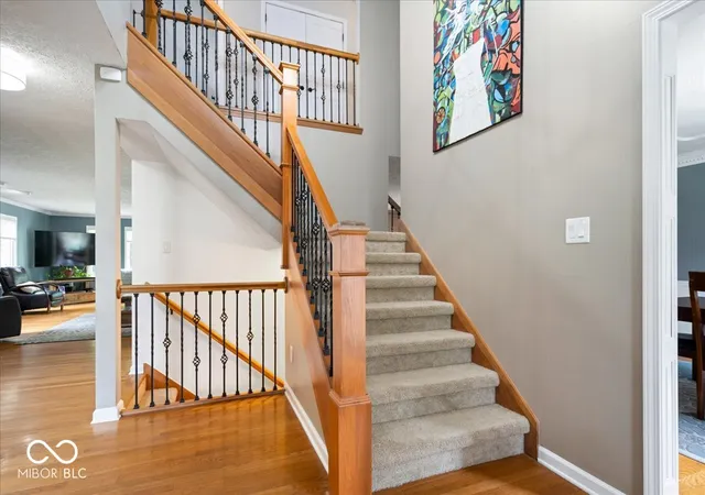 3rd image of 8276 Hampton Cir W, Indianapolis, IN 46256 | MLS# 22120905