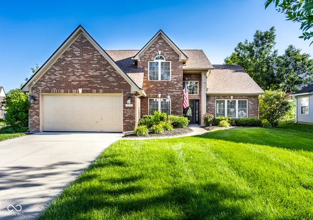 1st image of 1022 Sugar Maple Dr, Greenwood, IN 46143 | MLS# 22120910