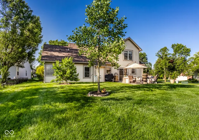 36th image of 1022 Sugar Maple Dr, Greenwood, IN 46143 | MLS# 22120910