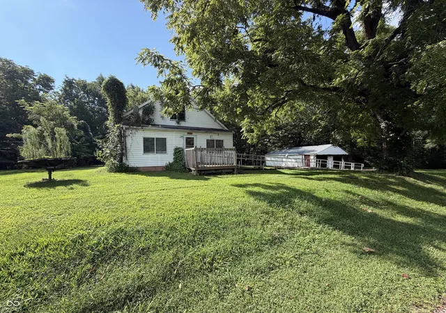 Photo 1 of Sale Pending at 5226 S Slaven Rd, Montezuma, IN 47862 | MLS# 22120921 | Listing updated on 2026-08-24
