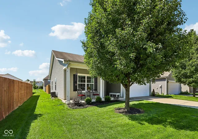 Photo 3 of Sale Pending at 837 Northwich Ave, Westfield, IN 46074 | MLS# 22120923 | Listing updated on 2026-08-31