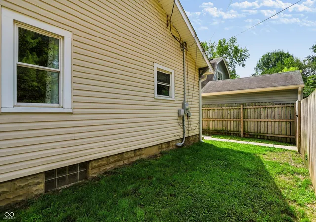 35th image of 836 Tecumseh St, Indianapolis, IN 46201 | MLS# 22120939