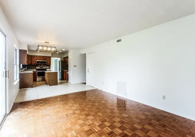 3rd image of 7641 Germander Ln, Indianapolis, IN 46237 | MLS# 22120949