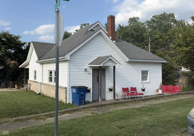Photo 2 of Sale Pending at 1717 11th Street, Bedford, IN 47421 | MLS# 22120952 | Listing updated on 2026-10-02