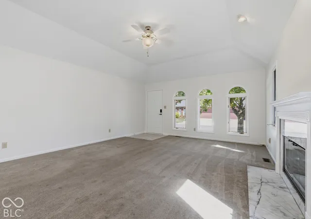 Photo 4 of Condo for sale at 224 Andrews Blvd, Plainfield, IN 46168 | MLS# 22120954 | Listing updated on 2026-10-08