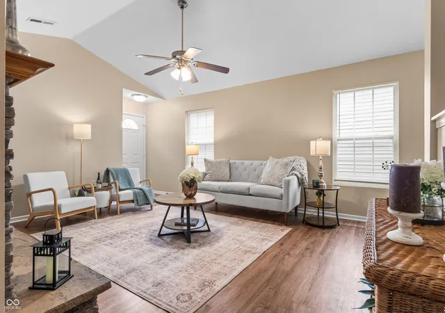 Photo 3 of Sale Pending at 9621 W Stargazer, Pendleton, IN 46064 | MLS# 22120956 | Listing updated on 2026-08-31