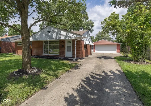 2nd image of 7402 E 52nd St, Indianapolis, IN 46226 | MLS# 22120969
