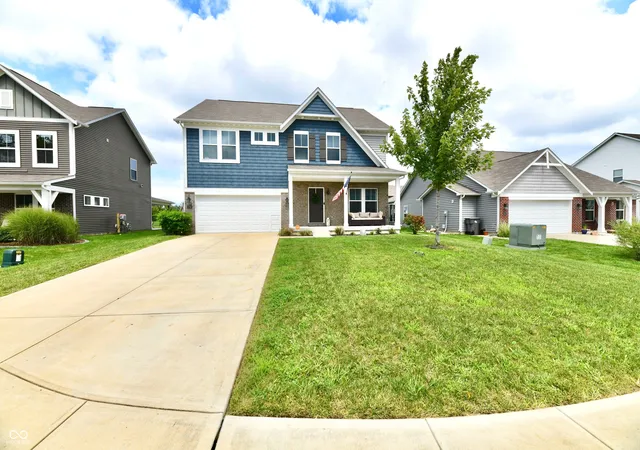 Photo 1 of Single family home for sale at 3736 Highgate Ct, Indianapolis, IN 46237 | MLS# 22120971 | Listing updated on 2026-10-19