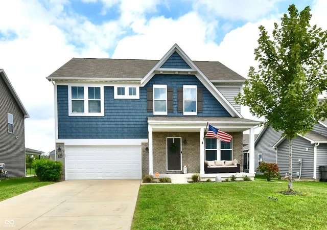 Photo 2 of Single family home for sale at 3736 Highgate Ct, Indianapolis, IN 46237 | MLS# 22120971 | Listing updated on 2026-10-19