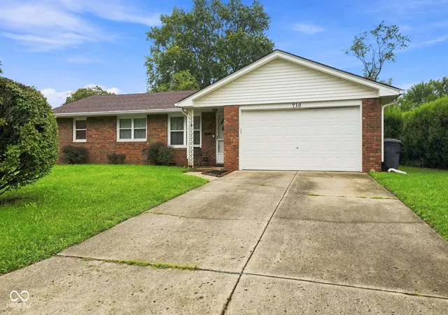 1st image of 710 Piccadilli Rd, Anderson, IN 46013 | MLS# 22120998