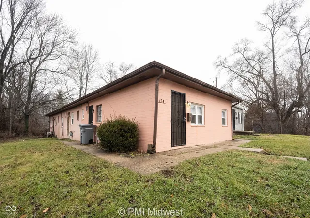 2nd image of 522 524 W 23rd St, Indianapolis, IN 46208 | MLS# 22121005