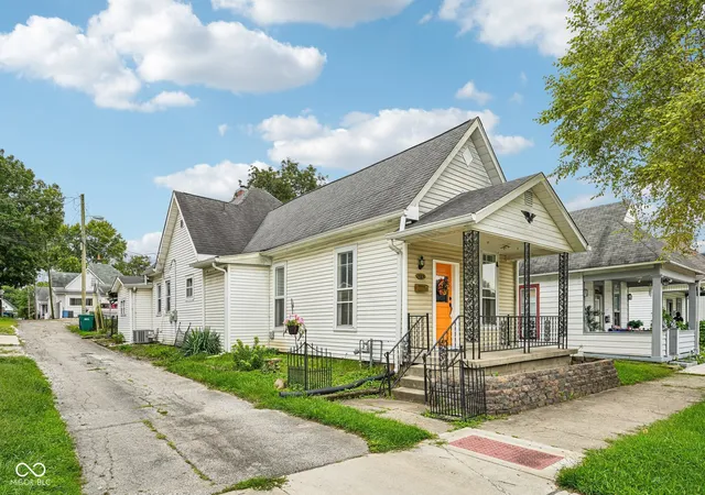 48th image of 321 W Mechanic St, Shelbyville, IN 46176 | MLS# 22121009