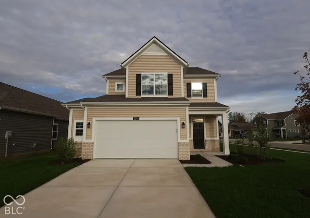 Photo 1 of Single family home for sale at 2344 Marjorie Way, Shelbyville, IN 46176 | MLS# 22121010 | Listing updated on 2026-10-08