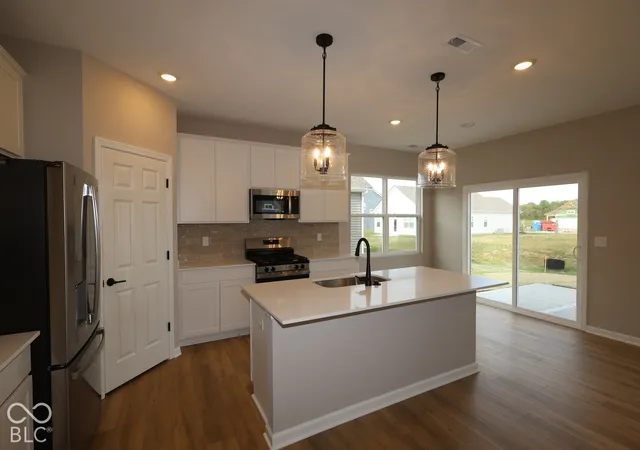Photo 2 of Single family home for sale at 2344 Marjorie Way, Shelbyville, IN 46176 | MLS# 22121010 | Listing updated on 2026-10-08