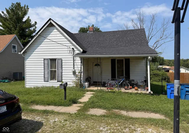 Photo 1 of Sale Pending at 1325 4th Street, Bedford, IN 47421 | MLS# 22121019 | Listing updated on 2026-10-02
