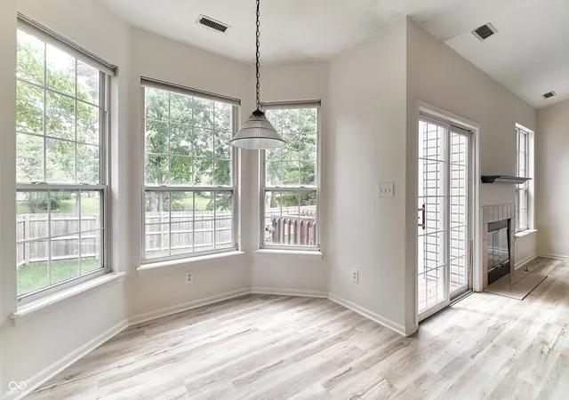 5th image of 641 Beaverbrook Dr, Carmel, IN 46032 | MLS# 22121021